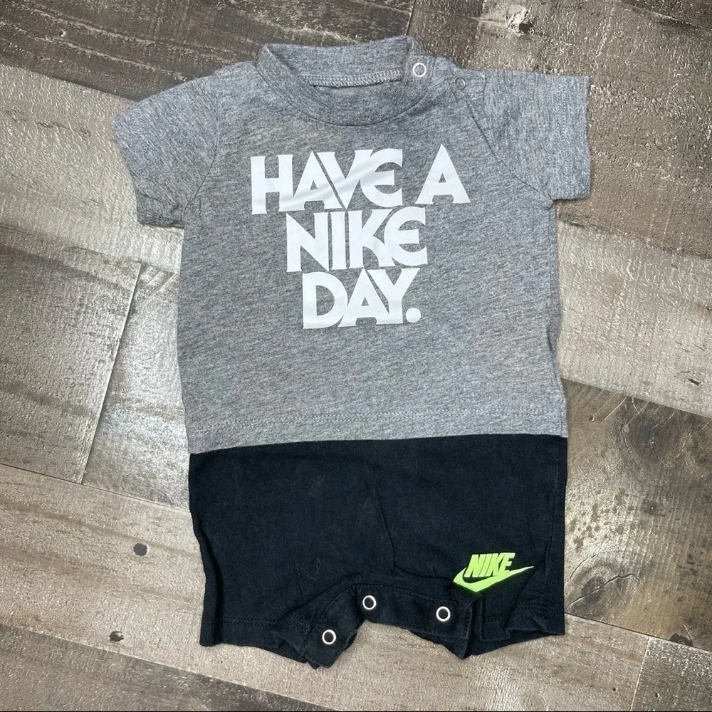 Nike Have A Nice Day Romper size 3 months